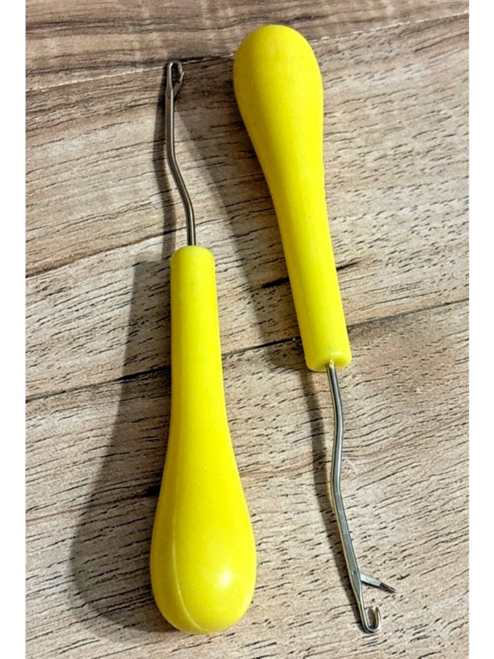 Vintage-Style Yellow Plastic (2) Rug Latch Hooks For Crafting & Weaving